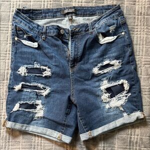 Judy Blue Bermuda shorts